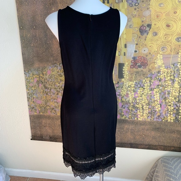 The Limited Beautiful lace detailed dress. - Picture 2 of 7